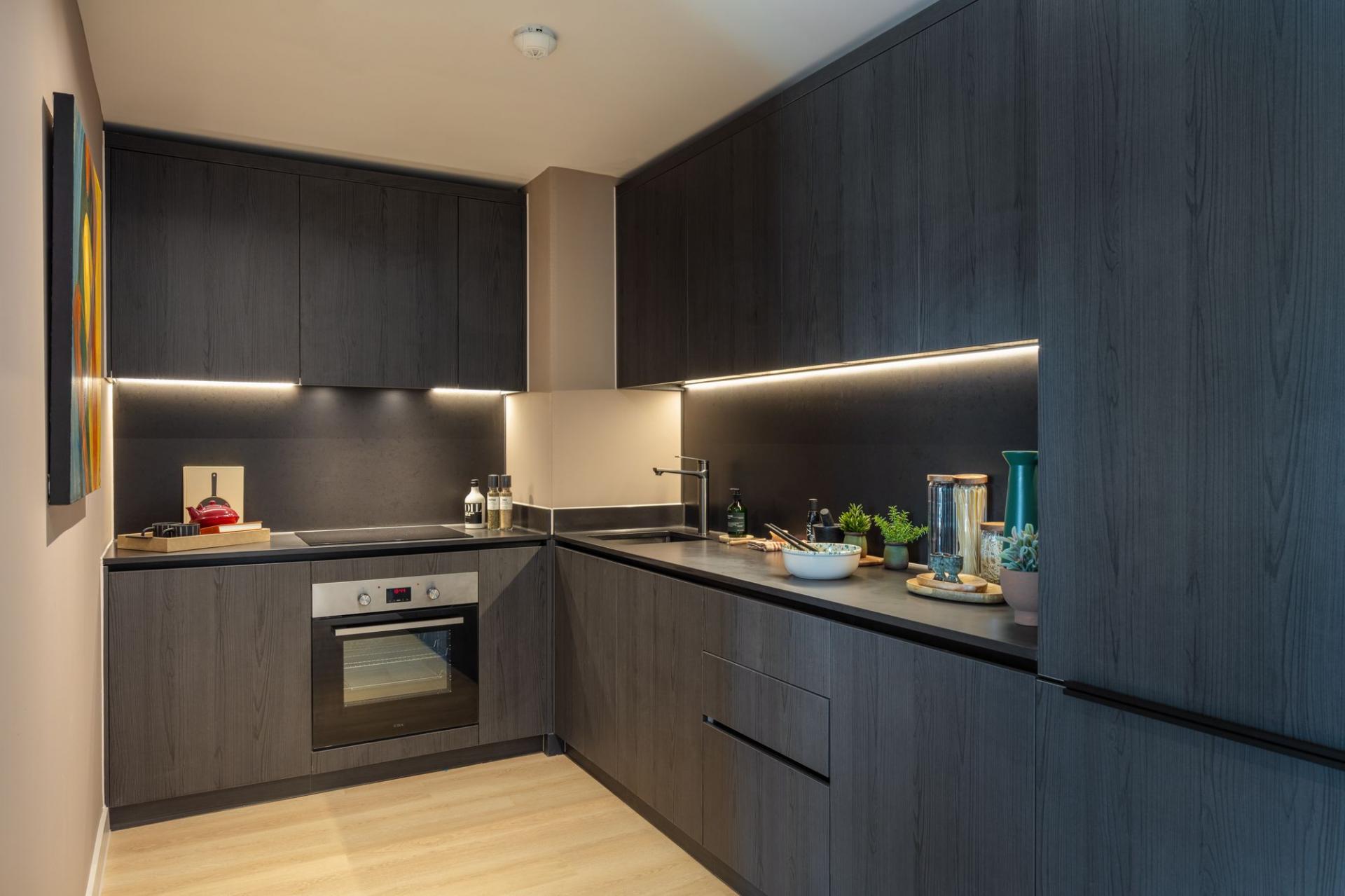 Apartment for sale with 3 bedrooms, Waterhouse Gardens, Dutton Street